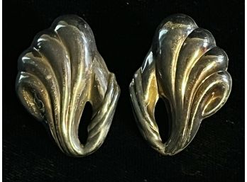 925 Sterling Silver Shell Shaped Earrings
