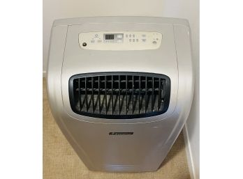 Everstar Portable Room Air Conditioner Turns On # MKP-10CR1