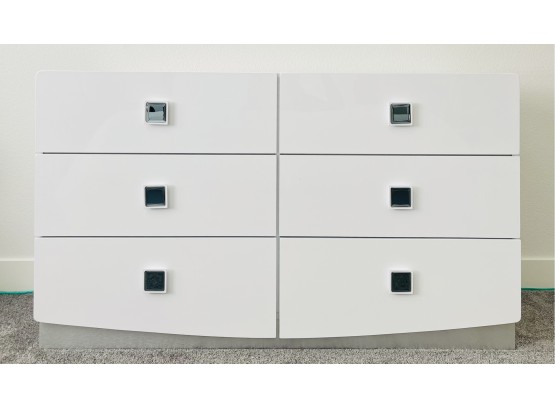 Stunning Poplar White Lacquered Italian 6 Drawer Dresser With Black Glass Knobs By Best Master France Like New