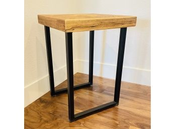 Square Accent Table With Wood Top & Metal Base 1 Of 2