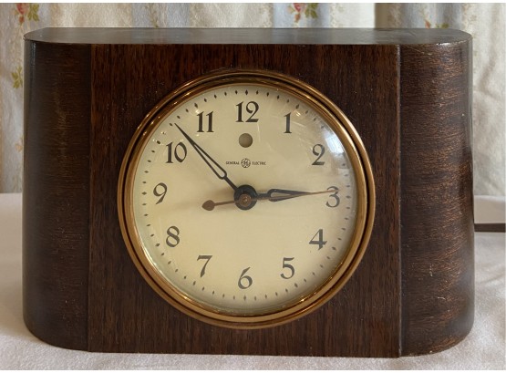 Vintage General Electric Wooden Clock