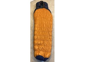 Sierra Designs Van Winkle 600 Mummy Sleeping Bag With Carrying Bag