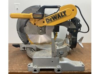 DeWalt 12' Double Bevel Compound Miter Saw