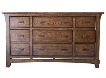 Havertys Brown Dresser With 9 Dovetail Drawers Good Condition