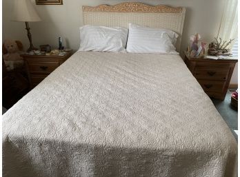 Queen Bed With Wicker Headboard & Beautyrest Mattress