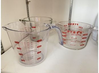 Set Of 3 Measuring Cups