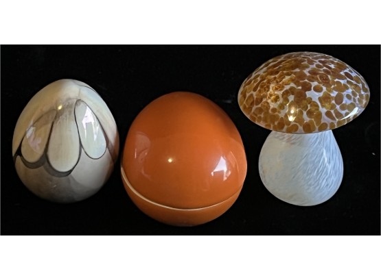 3pc Collection Of Decorative Ceramic Eggs Incl. Trinket Box & Mushroom