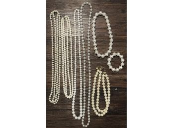 7pc Assorted Collection Of Costume Pearl Necklaces
