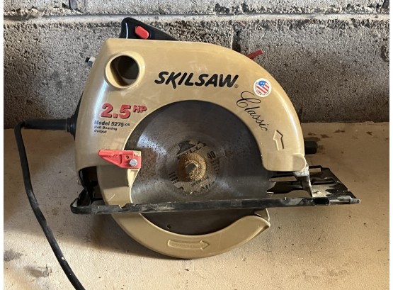 Skilsaw 7-1/4' Circular Saw W/ Case