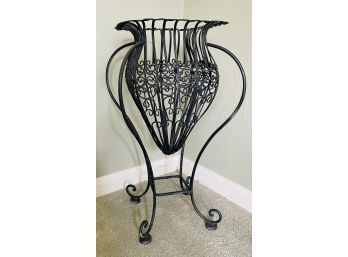 Metal Scroll Work Plant Stand