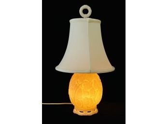 Lovely Vintage Embossed Glass Opaque Table Lamp With Light Up Base