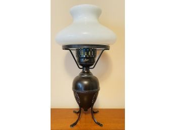 Antique Style Bronze Tone Accent Lamp