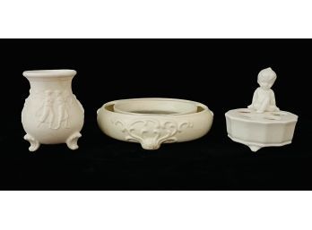 3 Pc Vintage Porcelain Vases Center Piece With Cherub Hummel & Bud VASe