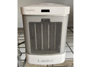 Small Lasko Space Heater Model CD08200