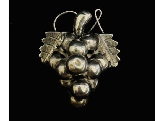 Sterling Taxco Mexci Grape Pin