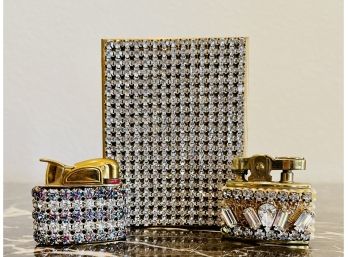 Vintage Triketts By Weisner Gold Tone Metal Cigaret Case With Fancy Rhinestone Lid & 2 Coordinating Lighters