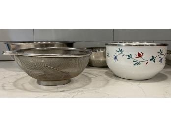 Assortment Of Metal Bowls And Strainers Incl. Stainless Steel Bowl