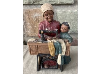 Martha Holcombe 'bessie & Corkie' Figurine