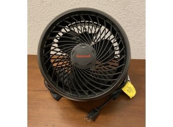 Honeywell 3-speed Adjustable Fan