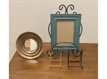 Small Metal Easels With Mirror & Picture Frame