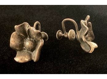 Flower Screwback Earrings In .925 Sterling Silver