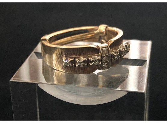 14 Kt Gold And Diamond Ring