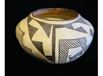 Acoma Pueblo Pottery Piece With Contrasting Design