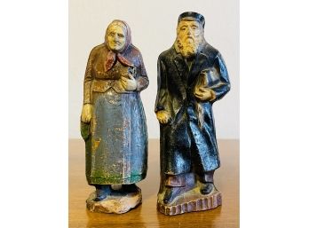 Antique Rabbi Walking With Torah And Cane, And Bubbe Grandmother Figurines By Syroco Wood, Judaica From 1930s