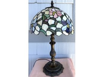 Tiffany Style Quoizel Co. Stained Glass Lamp