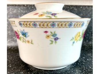 LiLing Fine China Bowl With Lid 4' Tall