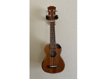 Mugig Muk-2 Ukulele W/soft Case