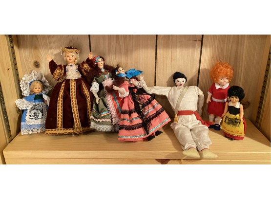Lot Of 7 Assorted Dolls