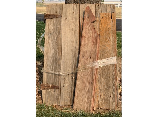Lot Of Old Barn Wood For Projects Largest Pieces 30' H 5'W Individually