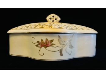 Hand Painted Made In Japan Porcelain Lidded Box Circa 1910