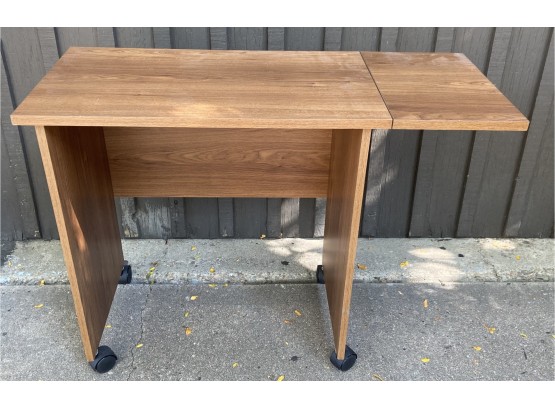 Small Particle Board Desk On Wheels With Collapsible Side