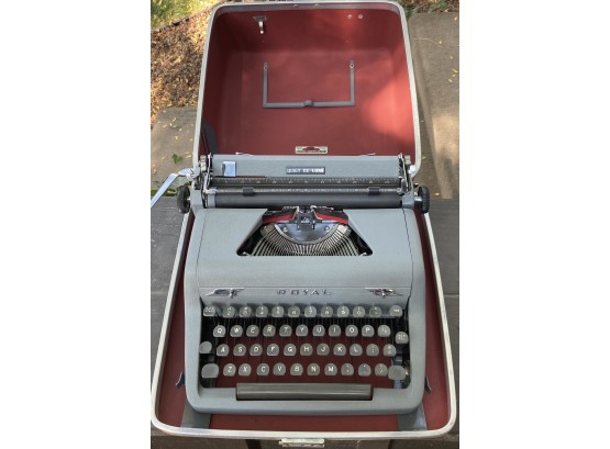 Royal Quiet Deluxe Typewriter In Hard Case