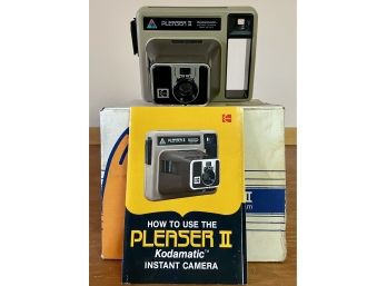 Pleaser II Kodamatic Instant Camera With Original Box & Manual