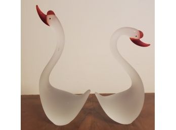 (2) Darling Satin Glass Red Beek Vintage Swans