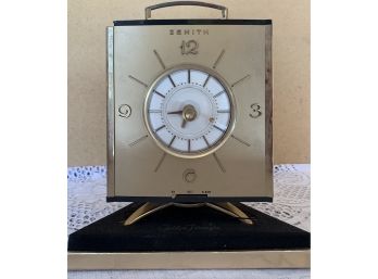 #1 Golden Triangle All Transistor Clock Radio Royal 950