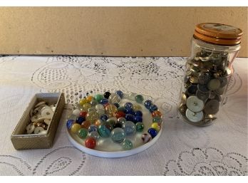 Vintage Buttons Gold Tone And Mother Of Pearl Includes A Small Lot Of Vintage Marbles