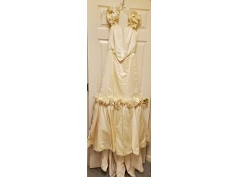 Vintage Cream Satin Wedding Dress