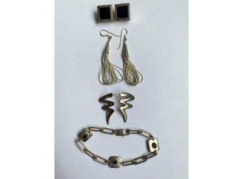 Gorgeous Collection Of Sterling Silver Jewelry Including Liquid Silver Earrings