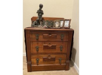 Antique Wash Basin / Commode  With Statue And Accessories