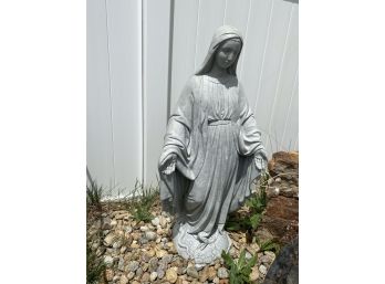 Virgin Maria Statue