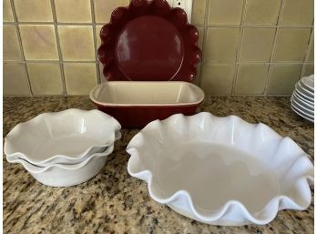 Emile Henry France White Scalloped 10' Pie Plate With Extras