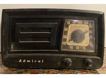Vintage Admiral America’s Smart Set Radio Model 69C60