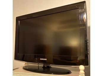 26' 2009 Samsung LCD TV