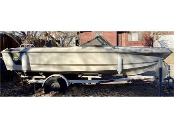 1983 Cobia Sportster 18' Boat For Parts Or Repair With 1983 EZ Loader Boat Trailer