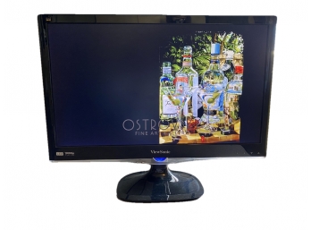 22' Monitor With Computer Tower Keyboard And Mouse