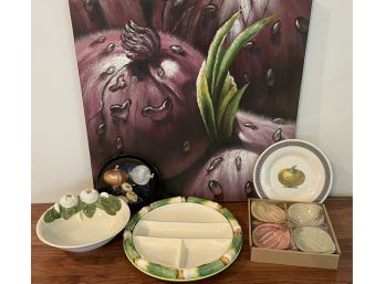 Onion Themed Art Piece With Serving Pieces